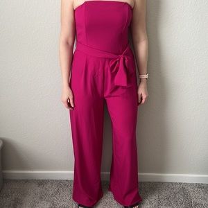 Women’s NWT Fuchsia Pant Suit Romper Size Large